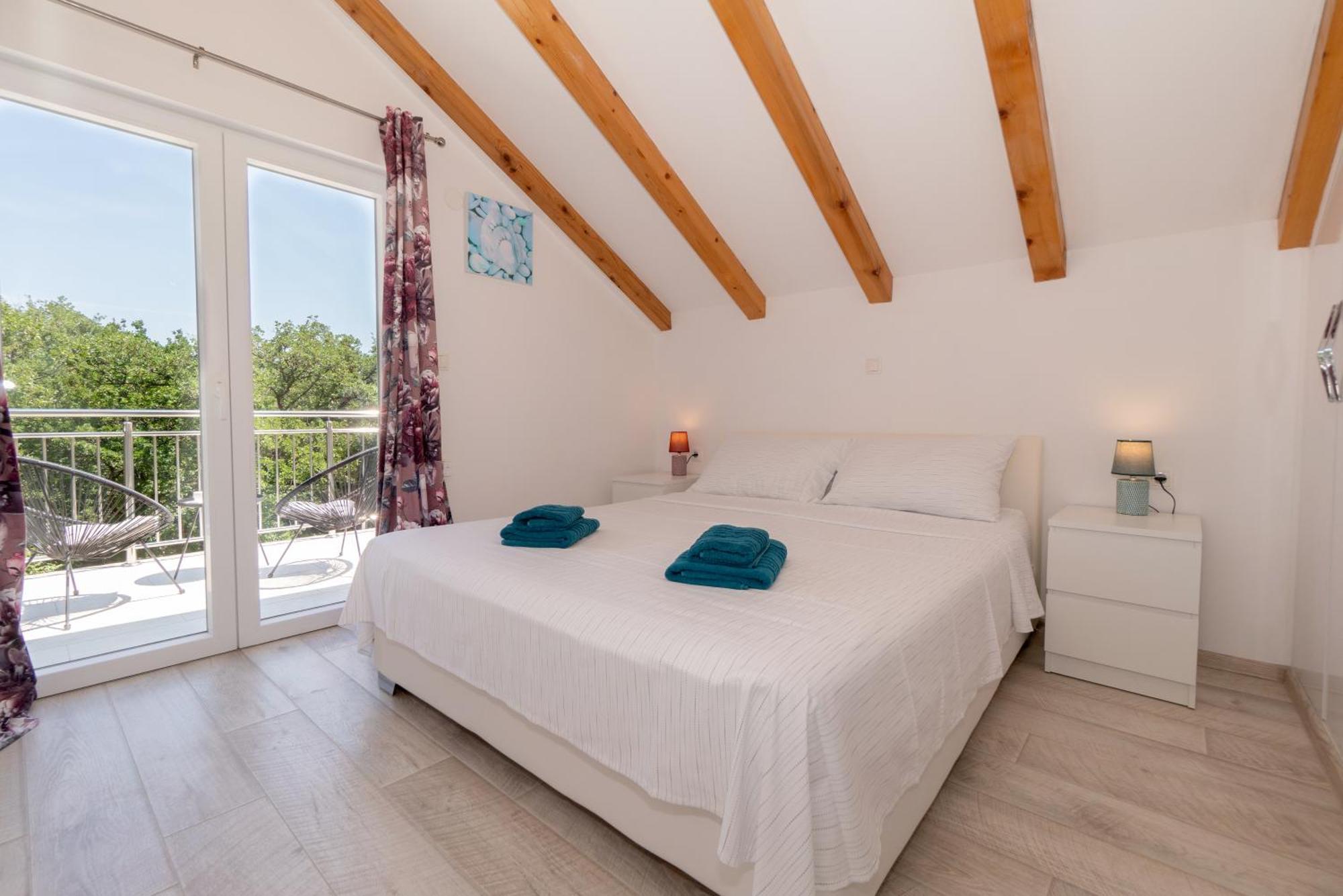 Apartments Srdanovic Omiš Exteriör bild