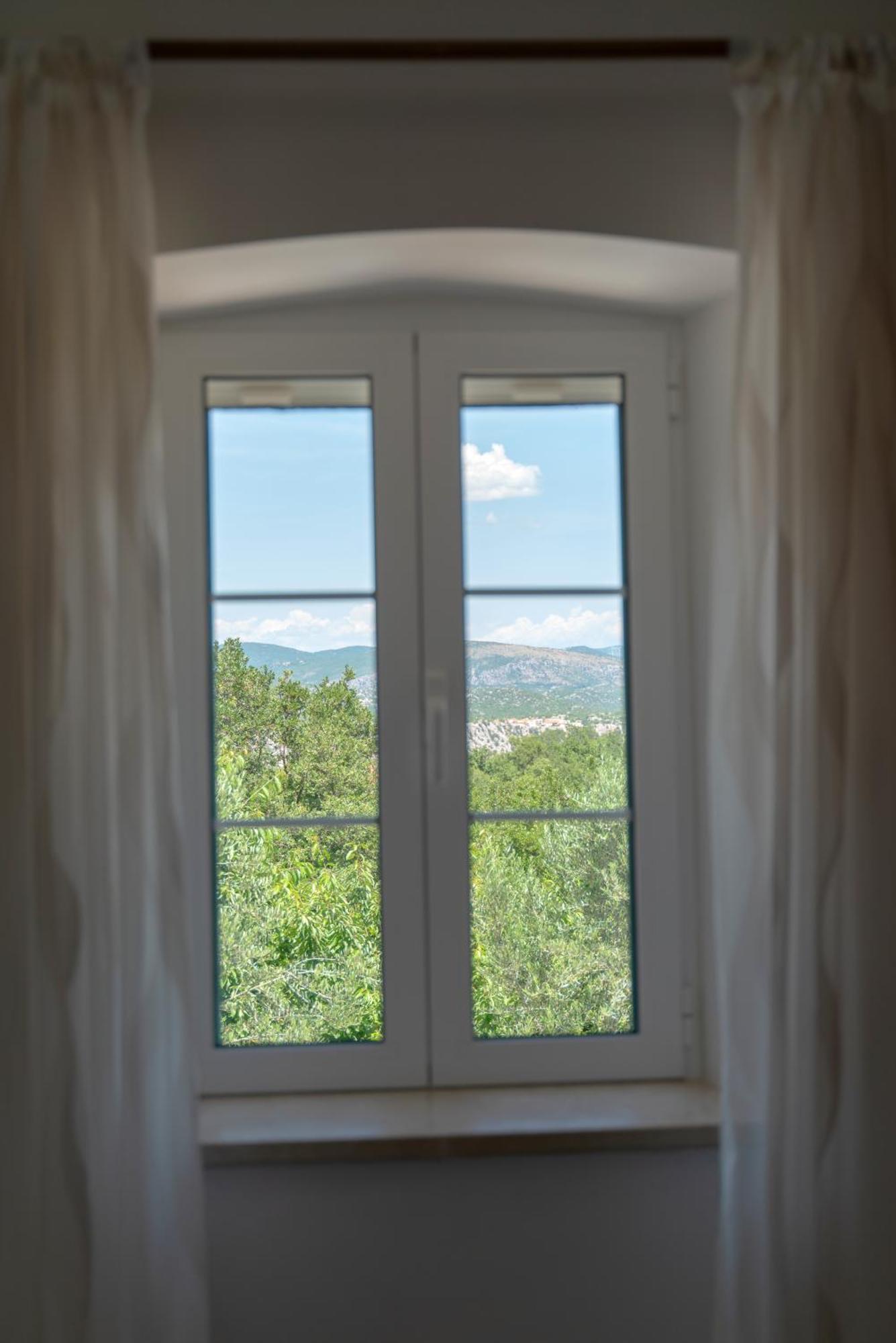 Apartments Srdanovic Omiš Exteriör bild