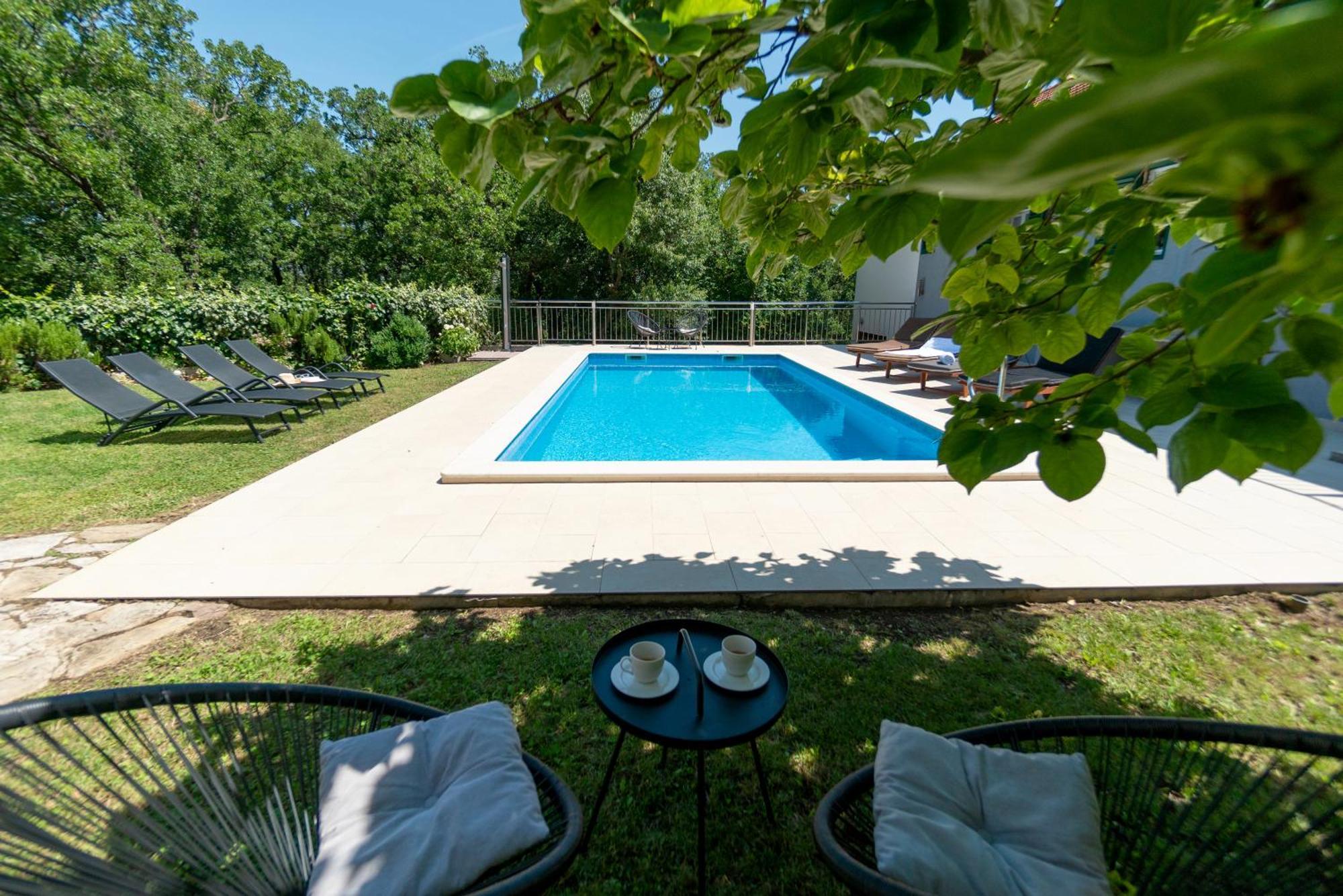 Apartments Srdanovic Omiš Exteriör bild