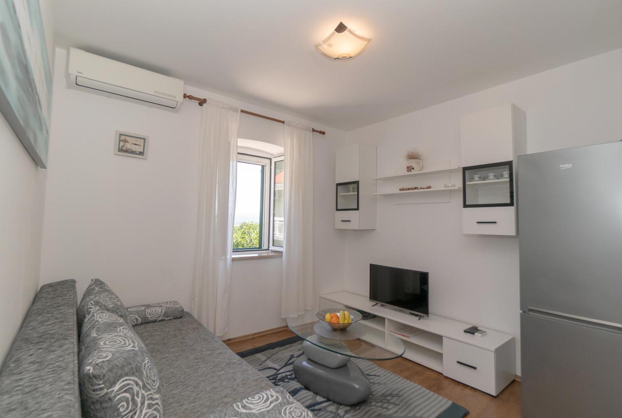 Apartments Srdanovic Omiš Exteriör bild