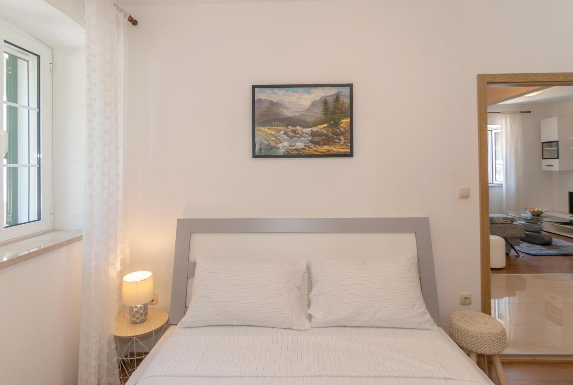 Apartments Srdanovic Omiš Exteriör bild